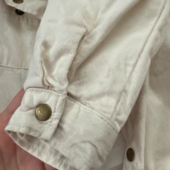 LCW Erkek Çocuk Gömlek Yıkandıktan Sonra Lekelendi