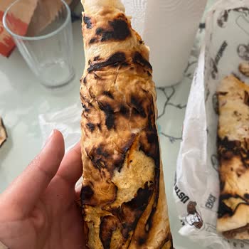 Usta Dönerci Yanmış Tavuk Döner