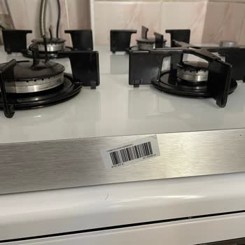 Arçelik Stoc 827 B Beyaz Cam OCAK'IN Üstünden Tencere Kayıyor