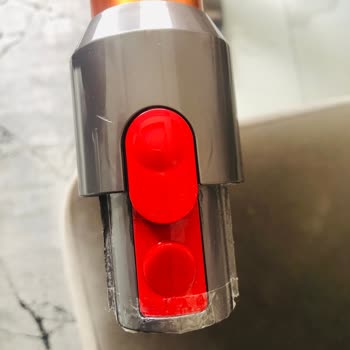 Dyson V10 Süpürge Borusu