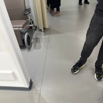 Doruk Nilüfer Hastanesi Aşırı Sıra Bekliyoruz