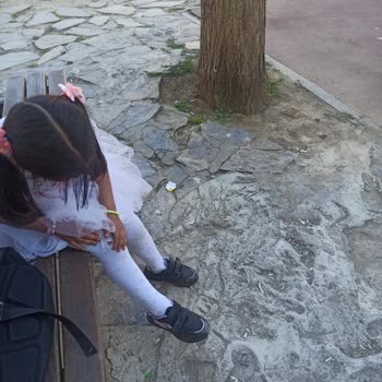 Üsküdar Belediyesi Park Çevre Zemin Ve Materyal Düzenlemesi