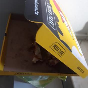 Pizza Taxi -Hamur Gelen Ve Çöpe Giden Pizza