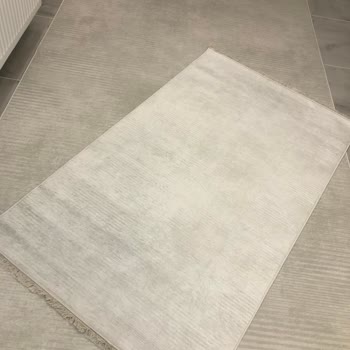 Hermes Halı (İnstagram) Renk Yanlış Geldi