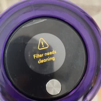 Dyson Filtre Uyarı Ve Çekim Gücü Yavaşladı