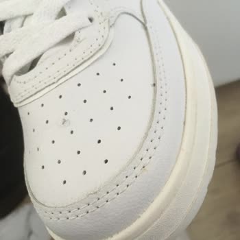 Stradivarius Hem Yanlış Ürün Hem De Giyilmiş Kirli Ürün Gönderdi