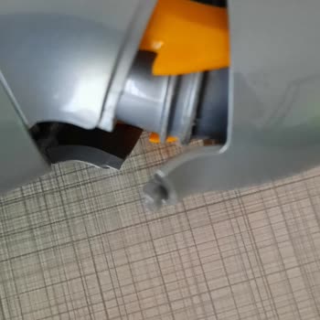 Dyson Mobilya Altı Aparatı