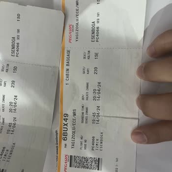 Pegasus’un Bayram Dönüşü İki Yolcusunu Mağdur Etmesi.