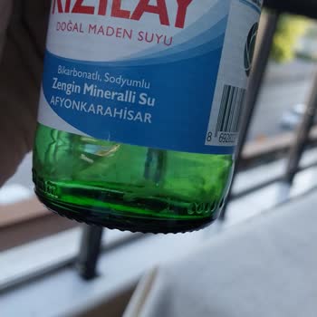 Kızılay Maden Suyunun İçindeki Garip Maddeler