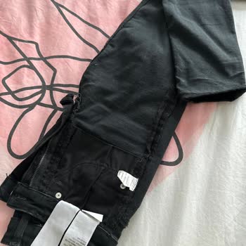 Calvin Klein Pantolonları İnanılmaz Kalitesiz