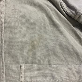 Mavi Bej Rengi Gömlek Leke Sorunu