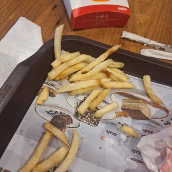 Burger King'ten Yoğunlukta Becerilemeyen Hamburger Servisi!