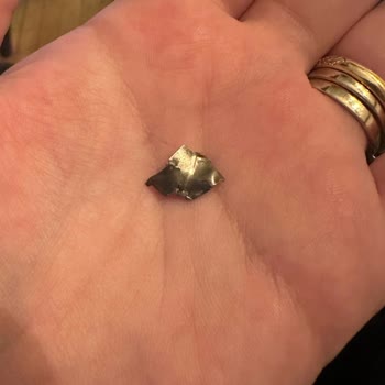 Koska Nazar Boncuklu Koska Şekerinden Metal Çıktı