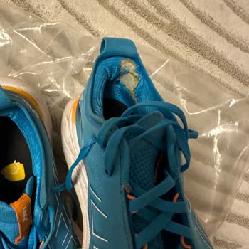Yalı Spor Asics Astar Yırtılması Ve Değişim Talebimin Reddedilmesi
