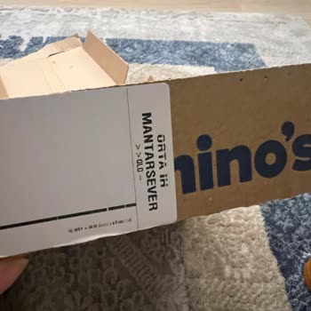 Domino's Mantarsever Yerine Zeytinli Gönderiyor