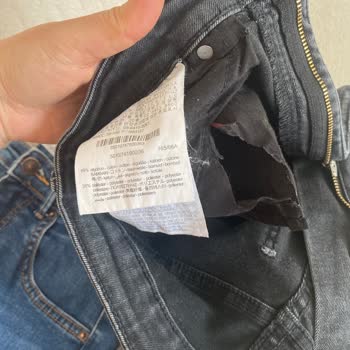 Bershka Ürünlerinin Arkasında Durmuyor
