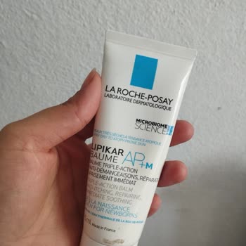 La Roche - Posay Yüz Yakan Bir Nemlendirici Krem