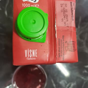 Jucy Meyve Nektarı Jucy Meyve Suyu İçinden Çıkan Şeyler