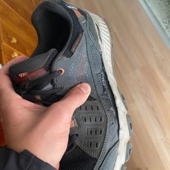 Skechers Kalitesiz Ürün Hayal Kırıklığı Yarattı
