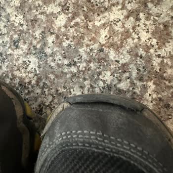 Skechers Kalitesiz Ayakkabı Ve Mağduriyet