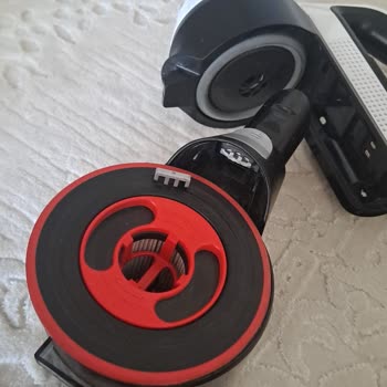 Bosch Süpürge Toz Haznesinde Dişlisi Kırıldı