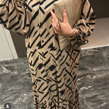 Zeysus (Instagram) Kalitesiz Elbise Ve İlgisiz Müşteri Hizmetleri