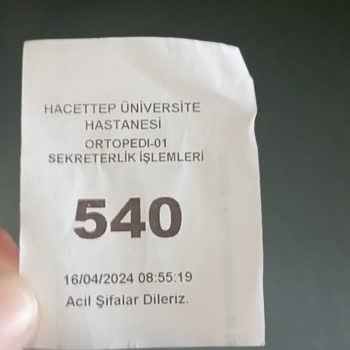 Hacettepe Üniversitesi Hastanesi Doktor Muayene Etmedi