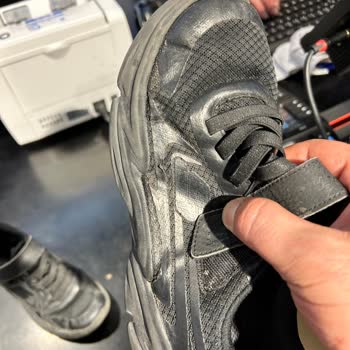 Skechers Pişmanlıktır Üretim Hatasını Kabul Etmiyor 6 Ayda Eskidi