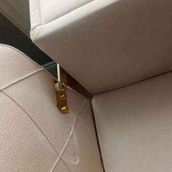 İstikbal Blanca Koltuk Sırt Her Yeri Hatalı