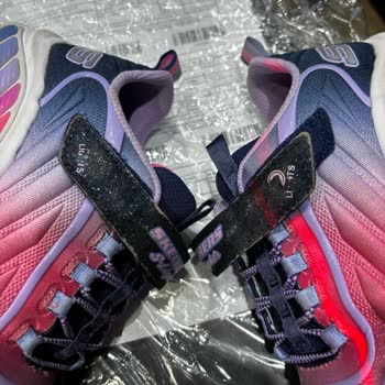 Skechers Işıklı Ayakkabı Soyulma Ve Yanmama
