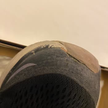 Skechers Malının Arkasında Durmuyor