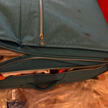 THY Yıkılan Tatil Planları: Valiz Hasarı Ve İkram Hayal Kırıklığı