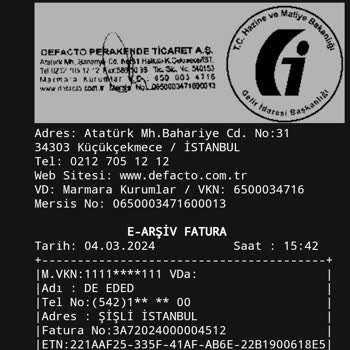 DeFacto Pantolondan Boya Akması