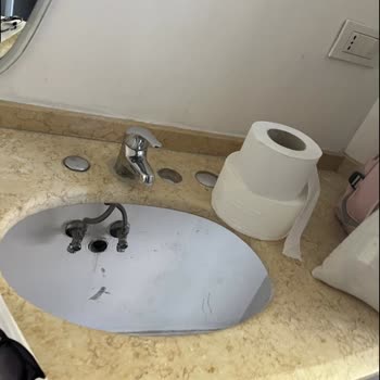 Booking.com Rome Hostel Booking Doesn't Match Photos