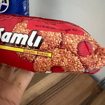 Eti Gıda Eti Susamlı Bisküvide Susam Yok.
