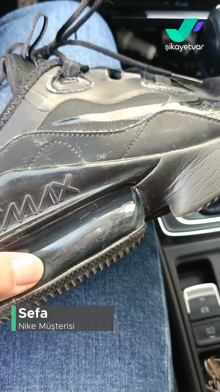 Nike Air Tabanı Patladı videonun kapak resmi