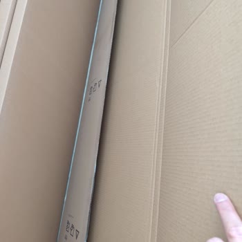 IKEA Nın Ürünleri Kargoya Veriş Şekli. Her Şey Paramparça