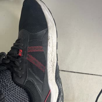 Puma 2 Adet Ayakkabı Aldık İkisinde Aynı Yerden Yırtıldı