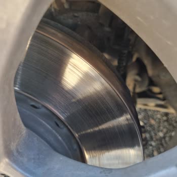 Renault Servislerinin Orijinal Balata Takmaması
