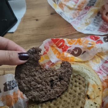 Burger King Burger Kın Köftesinin Isırık Geldi