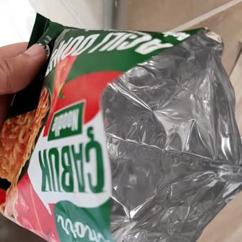 Knorr Noodle Acı Baharatlı