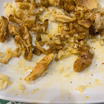 Ekrem Coşkun Döner  Çiğ Tavuk Satıyor