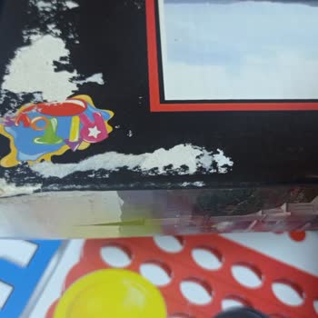 Epttavm Ehediyelik Mağazasından Gelen Oyuncak Kutuları, Sıyrık, Bozuk Geldi