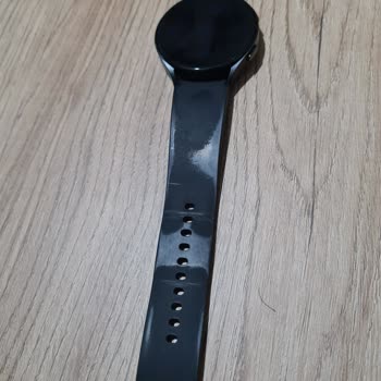 Samsung Galaxy Watch 4 Strap Peeling
