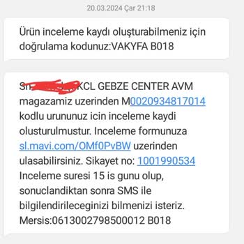 Mavi Pantolonları Yırtılıyor