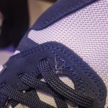 New Balance Defolu Ürün Yolladı