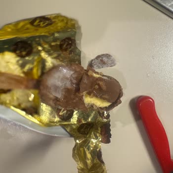 Migros'ta Bize Bozuk Magnum Satıldı