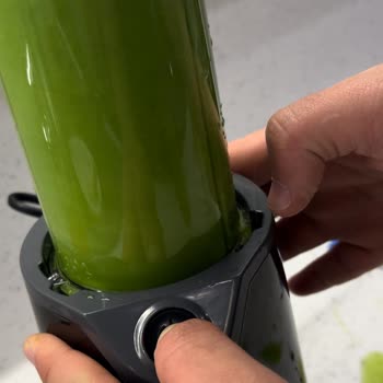 Korkmaz Mutfak Eşyaları Bozuk Blender Smoothi Seti