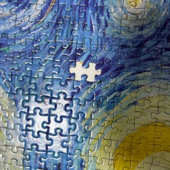 Art Puzzle Eksik Parçalar Ve Bazıları Bu Puzzle Ait Değil