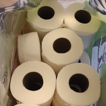 Familia Plus Natural 40'lı Tuvalet Kağıdı Paketinde Yarım Rulo